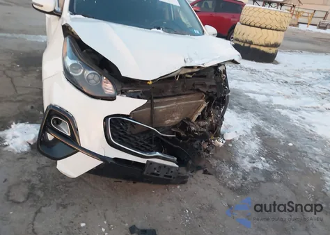 2020 Kia Sportage Lx z USA, uszkodzony, nr VIN KNDPMCAC1L7838675